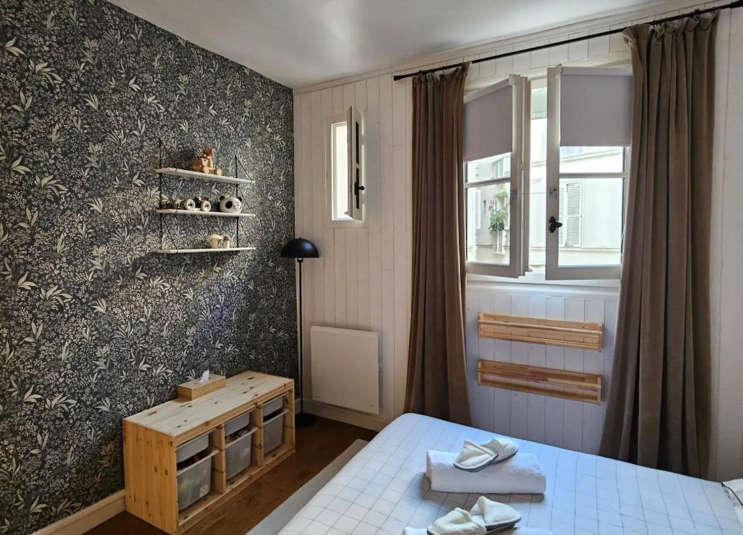 Typical Haussmannien Flat Apartment Paris